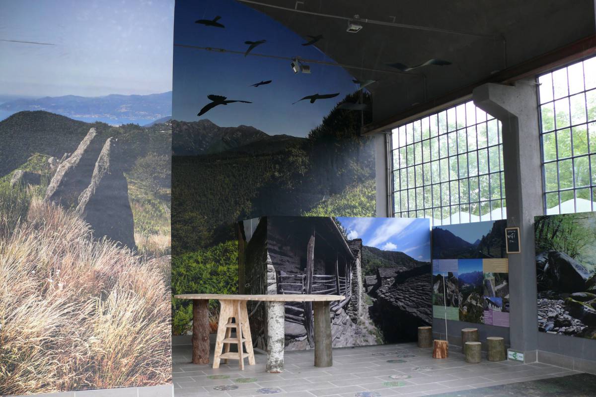 Opens the Info Point of the Highlands - the mountain for touristso